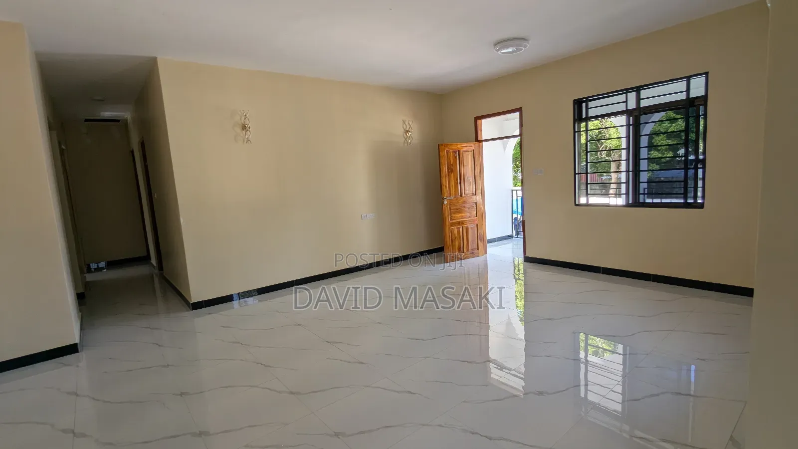 7bdrm House in Villa, Masaki for rent