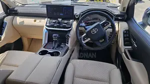 Toyota Land Cruiser LC300 2024 Gray