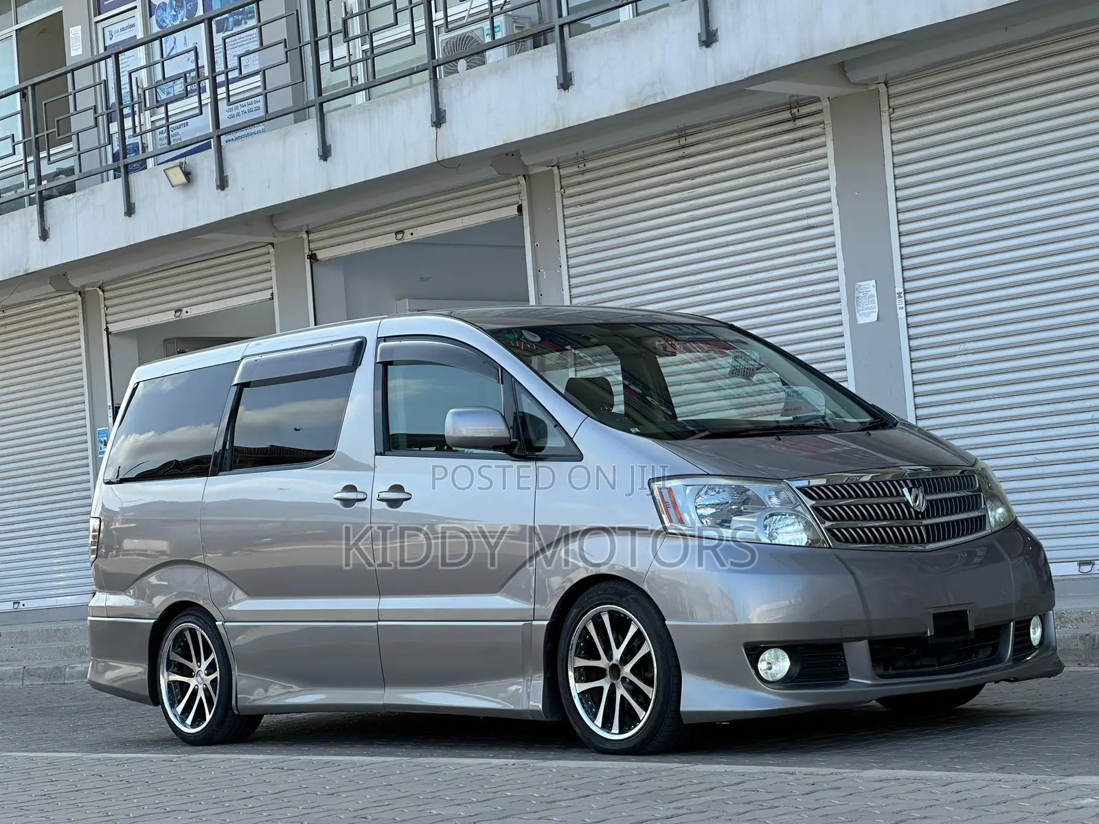 Toyota Alphard 2006 Gray