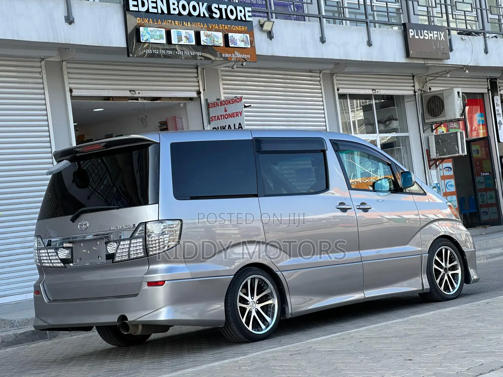 Toyota Alphard 2006 Gray
