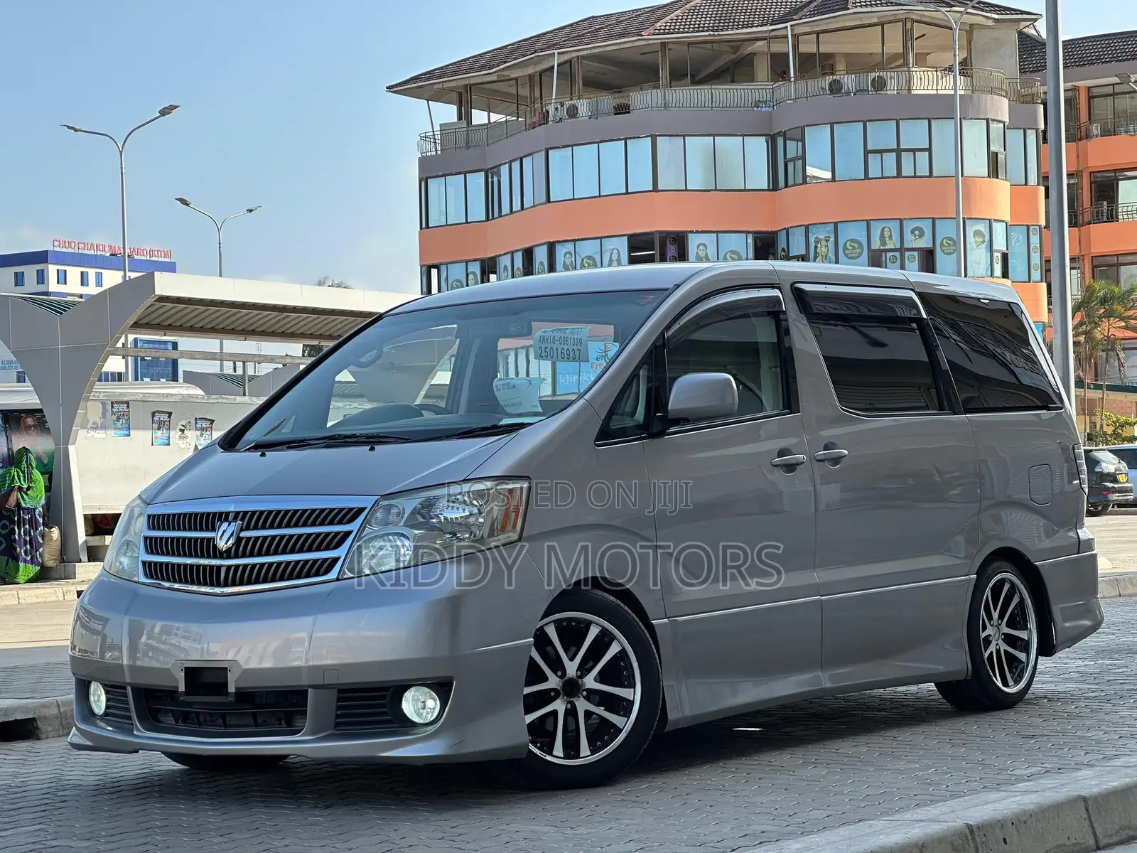 Toyota Alphard 2006 Gray