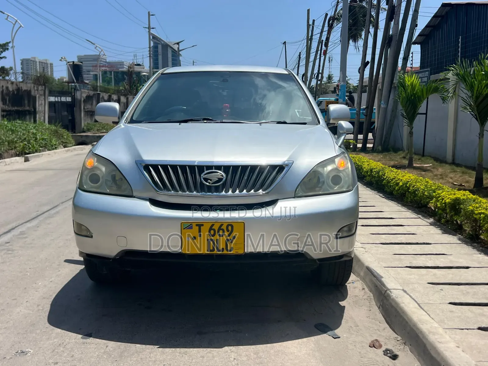 Toyota Harrier 2005 Silver