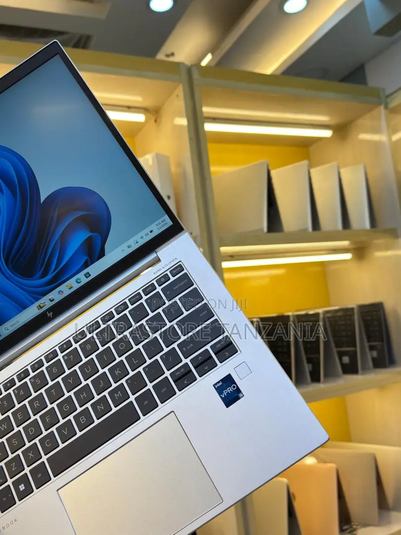 New Laptop HP EliteBook 840 16GB Intel Core I5 SSD 512GB