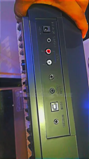 Keyboard Yongmei 829 With Midi
