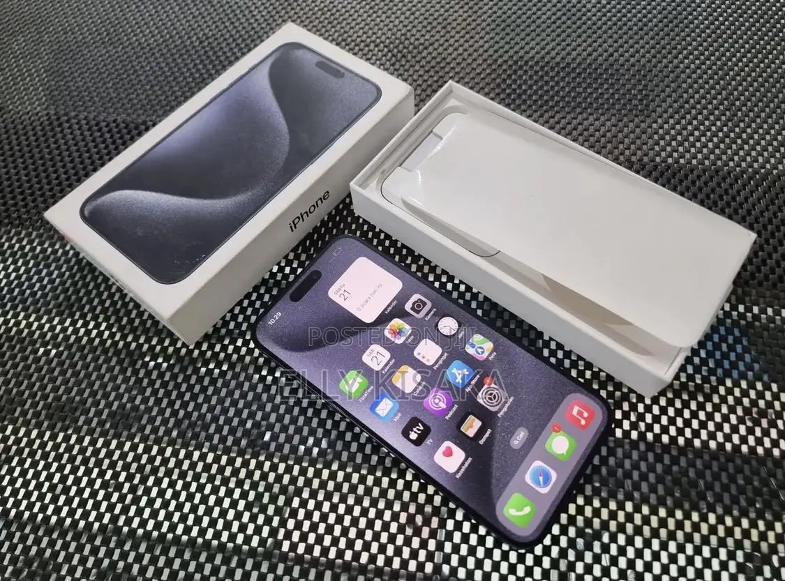 New Apple iPhone 15 Pro Max 256 GB Black