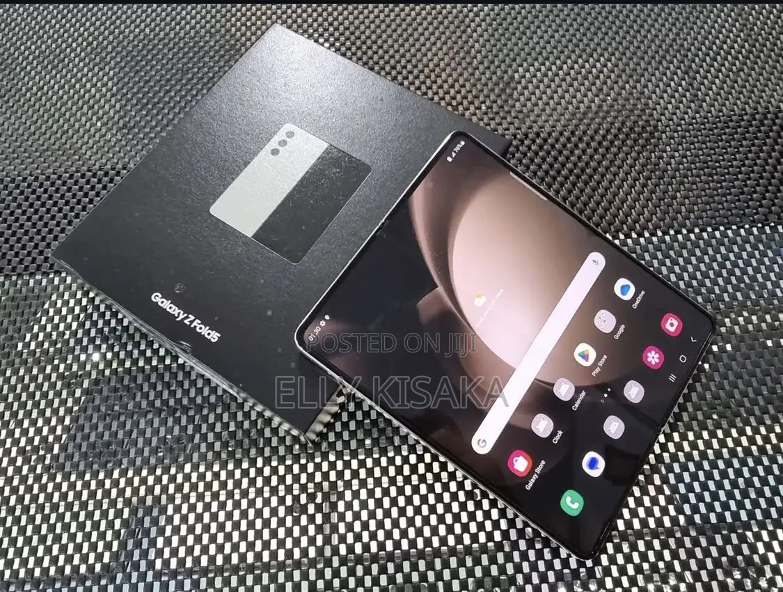 New Samsung Galaxy Z Fold 5 256 GB Silver