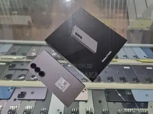 New Samsung Galaxy Z Fold6 256 GB Silver