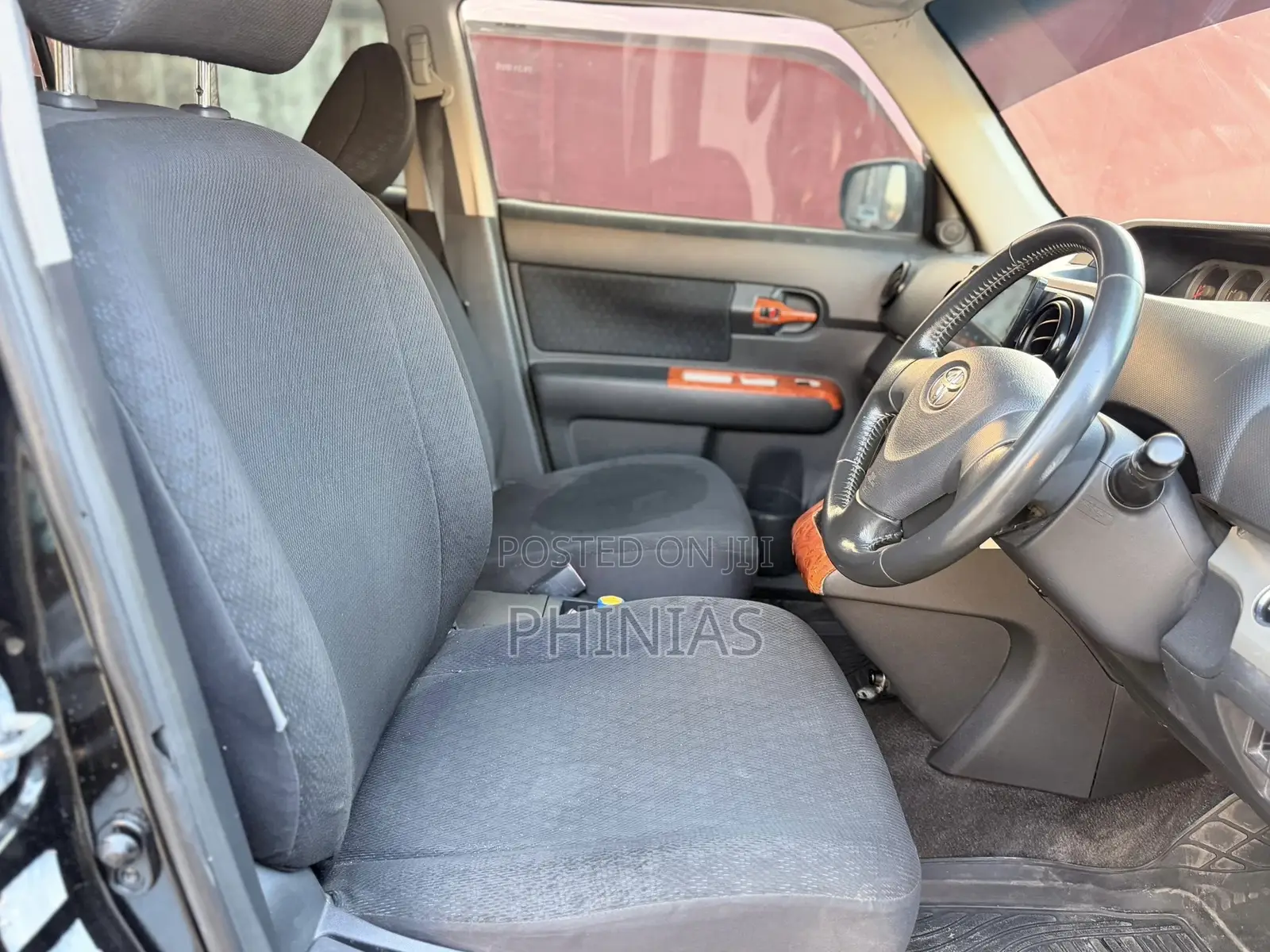 Toyota Rumion 2024 Black