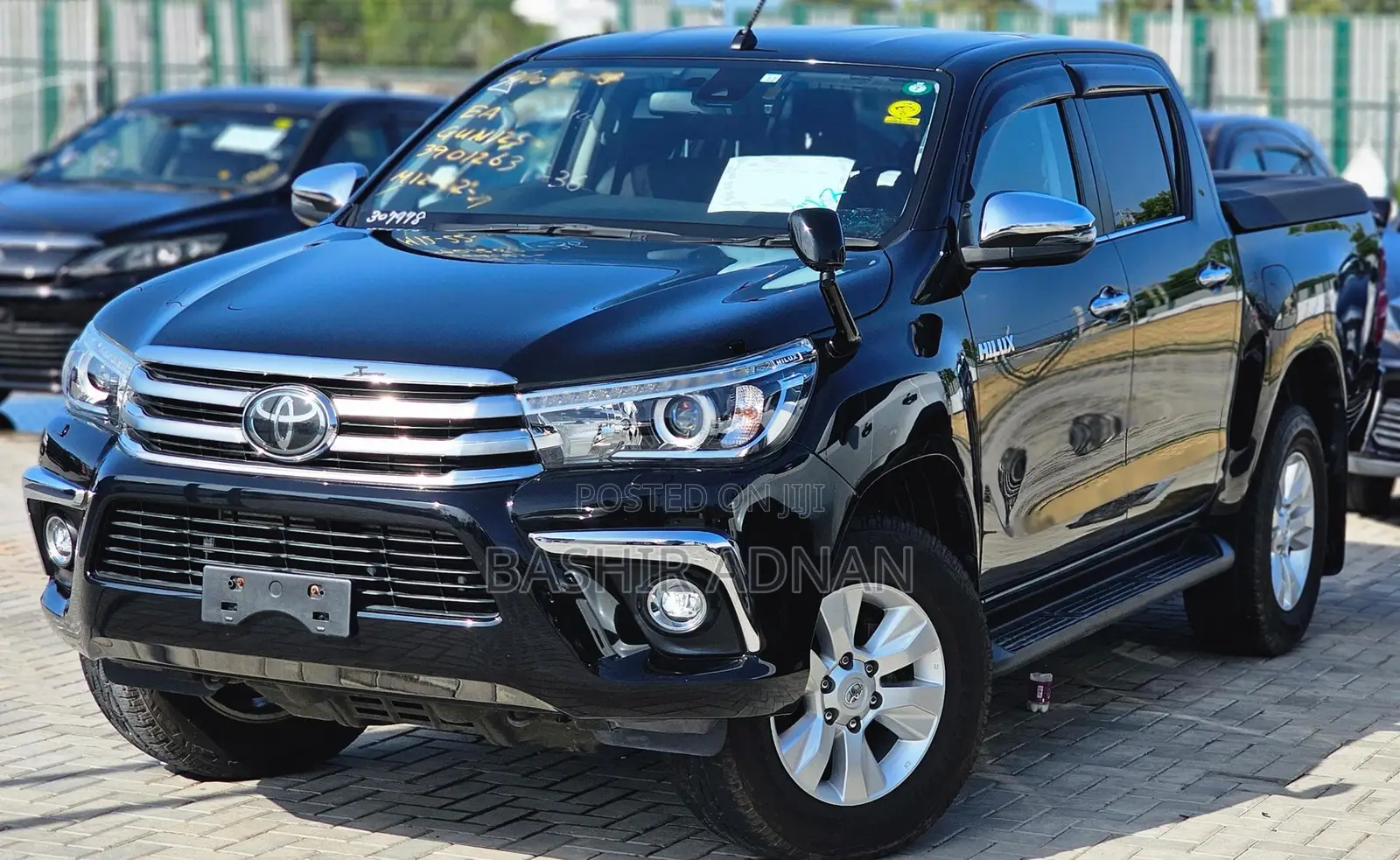 Toyota Hilux Revo Double Cab Deisel 2.4 RWD 2017 Black