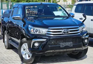 Toyota Hilux Revo Double Cab Deisel 2.4 RWD 2017 Black