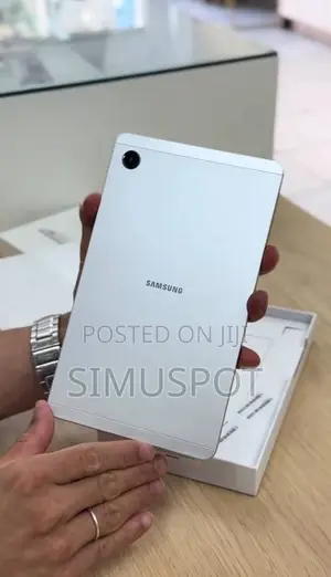 New Samsung Galaxy Tab A9 64 GB Silver