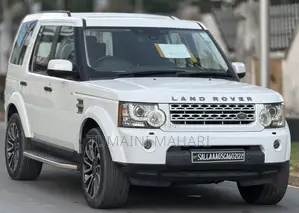 Land Rover Discovery 2013 White