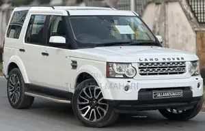 Land Rover Discovery 2013 White