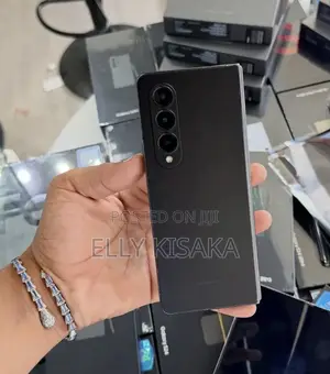 New Samsung Galaxy Z Fold4 256 GB Black