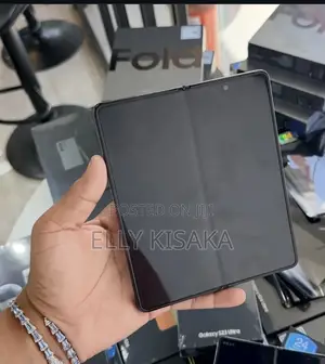 New Samsung Galaxy Z Fold4 256 GB Black