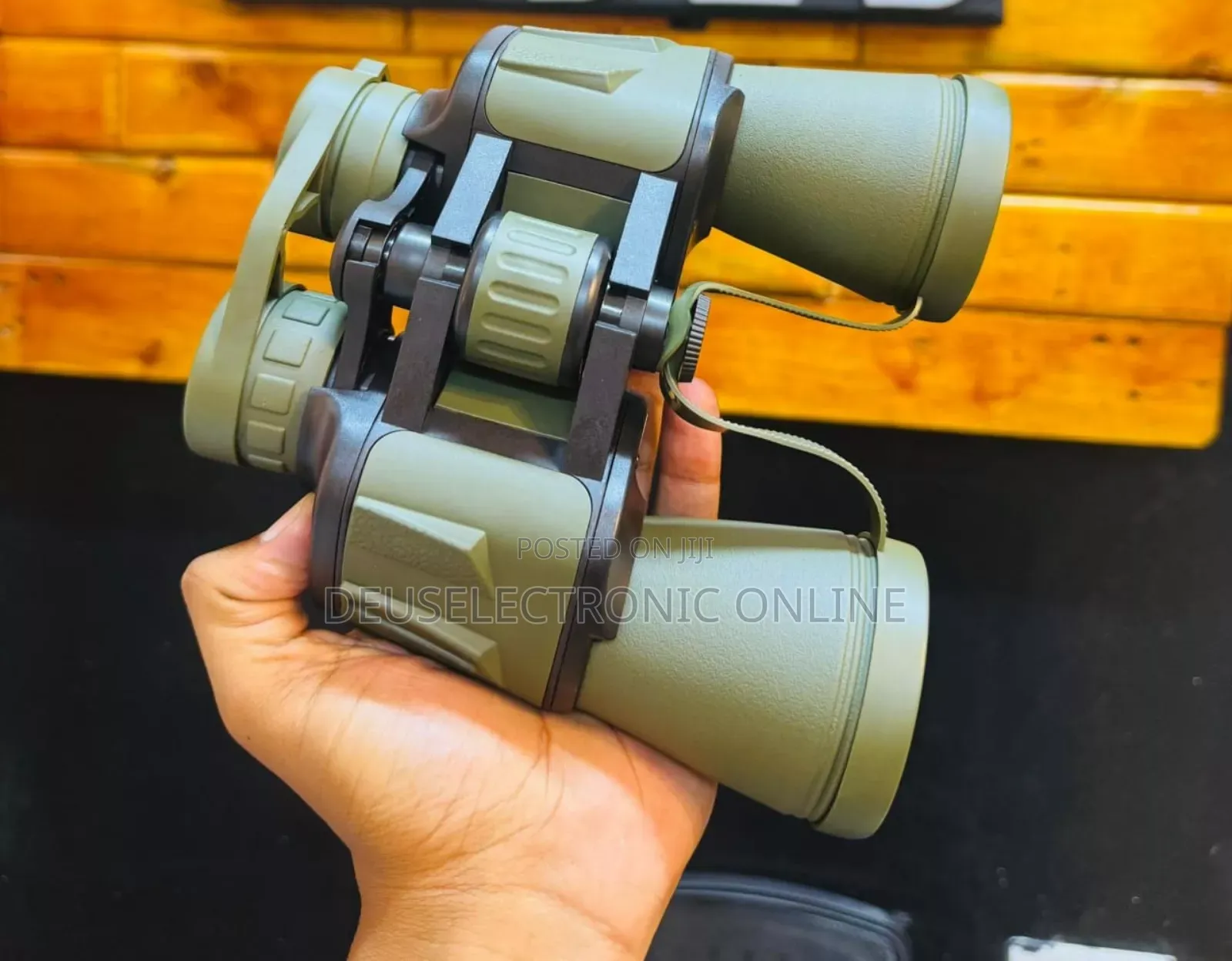 Quality Waterproof Binoculars) 20:50). 1000m