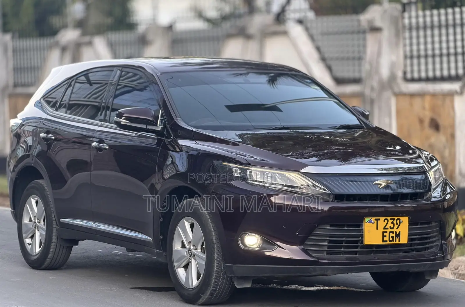 Toyota Harrier 2014 Maroon