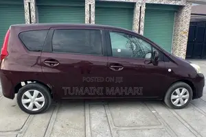Toyota Passo Sette 2009 Maroon