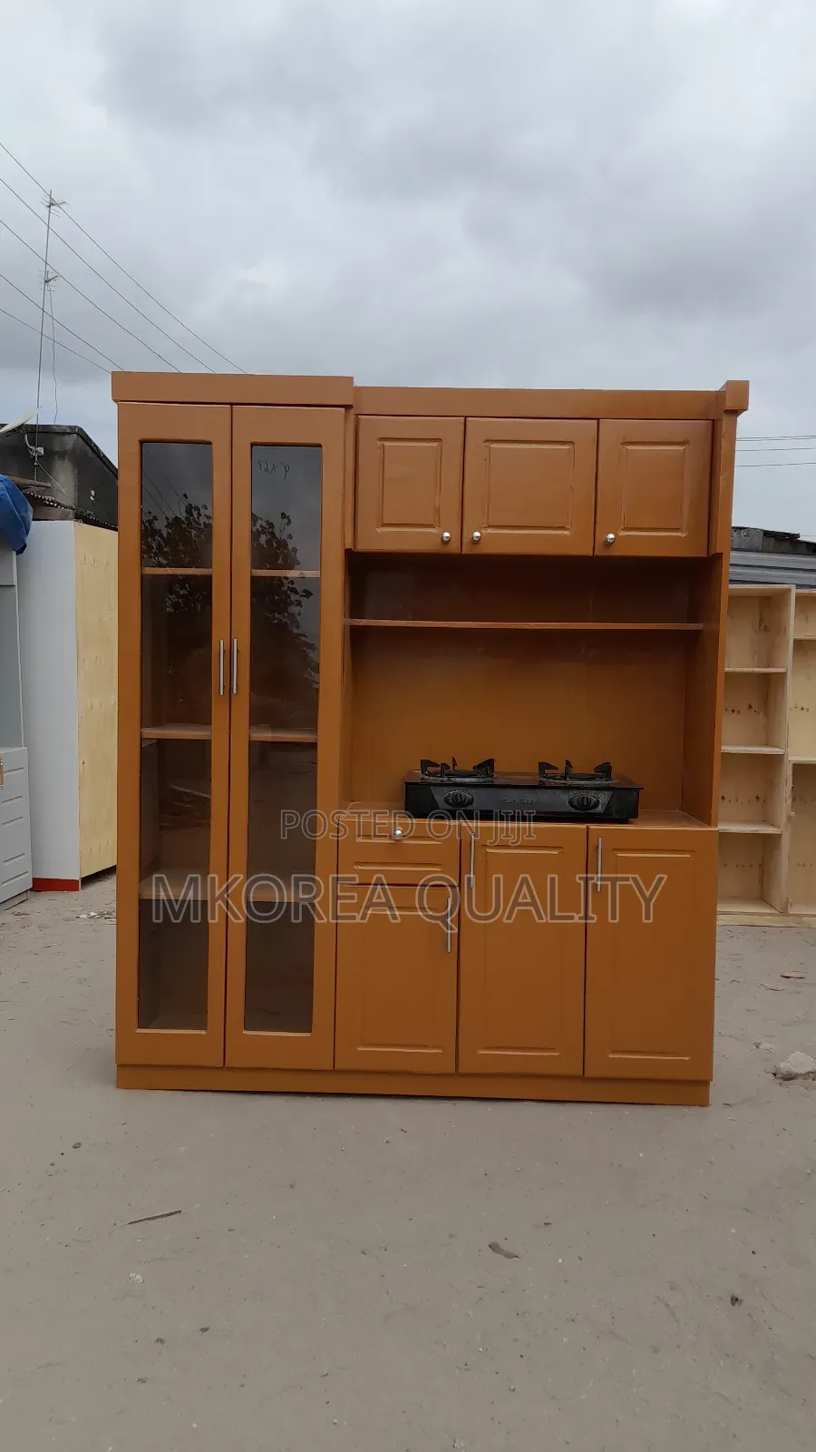 Kitchen Cabinet Kuabwa Yakisasa Kabisa