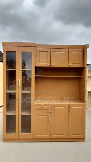 Kitchen Cabinet Kuabwa Yakisasa Kabisa