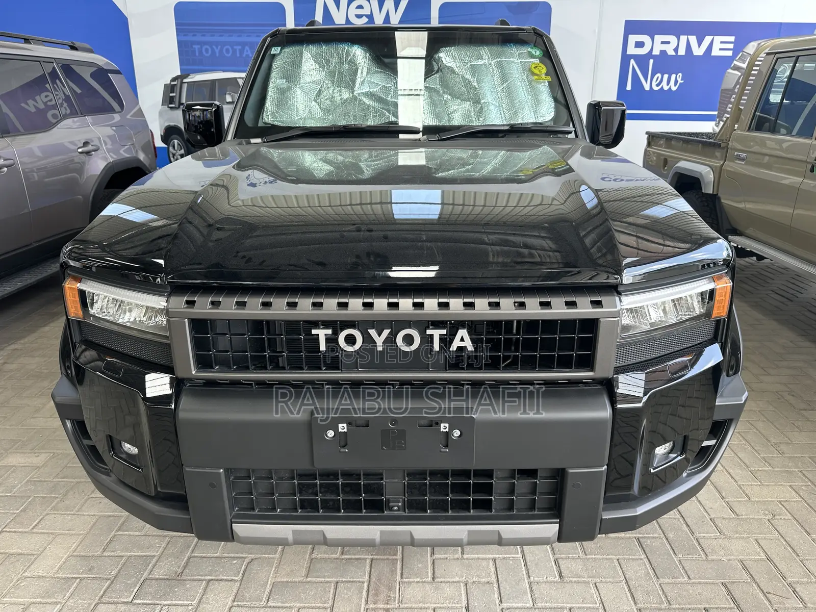 New Toyota Land Cruiser Prado 2.7 2024 Black