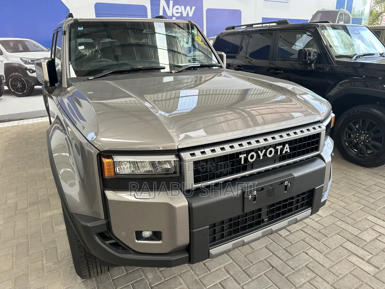 New Toyota Land Cruiser Prado 2.7 2024 Beige