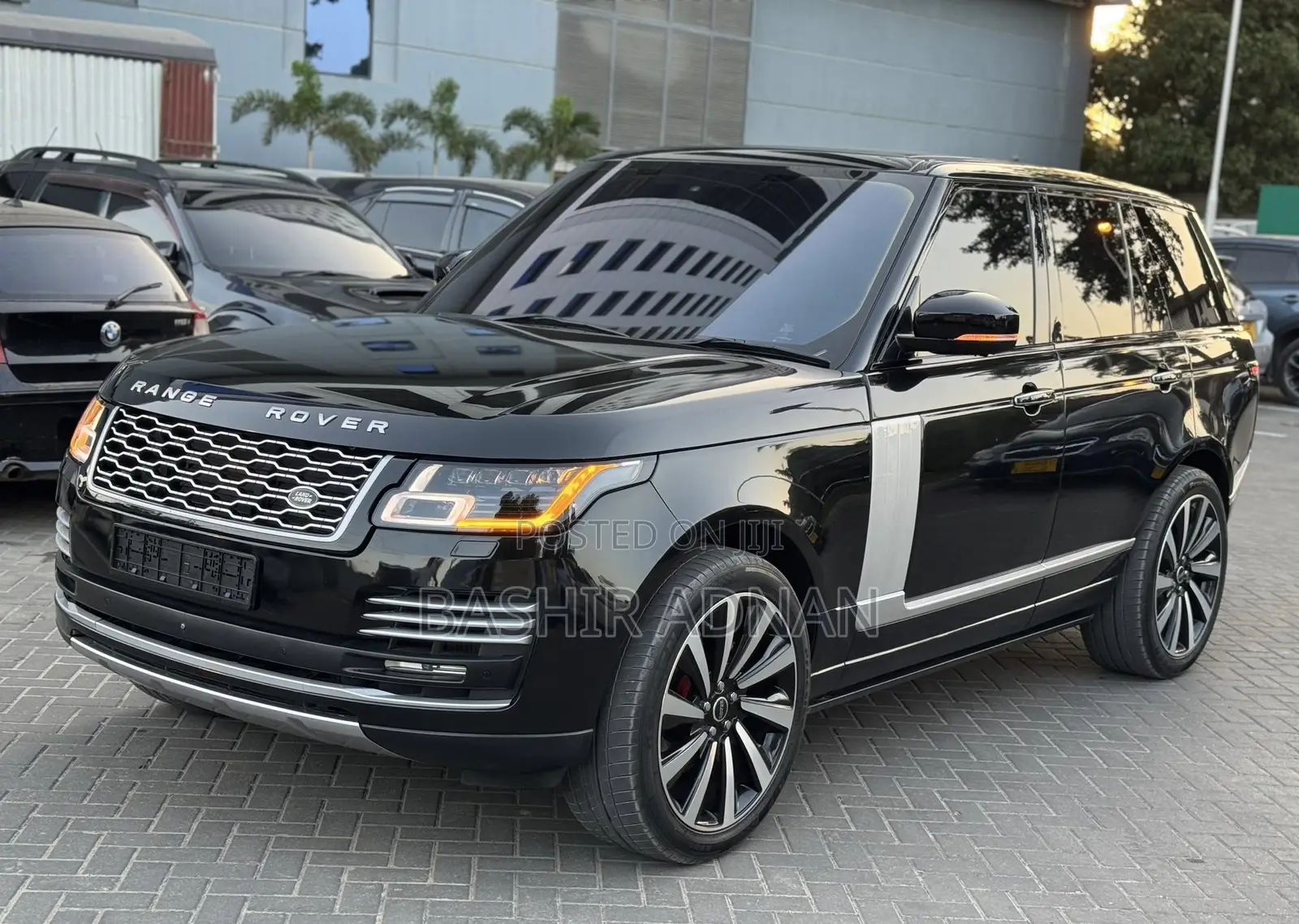 Land Rover Range Rover Vogue 2016 Black