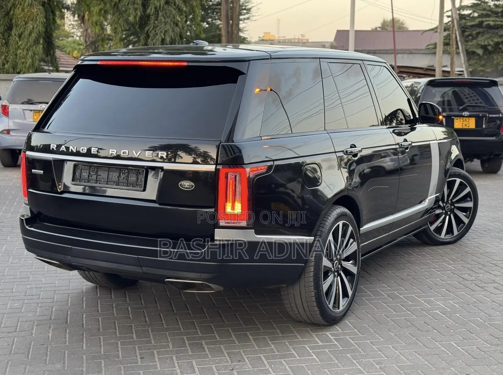 Land Rover Range Rover Vogue 2016 Black