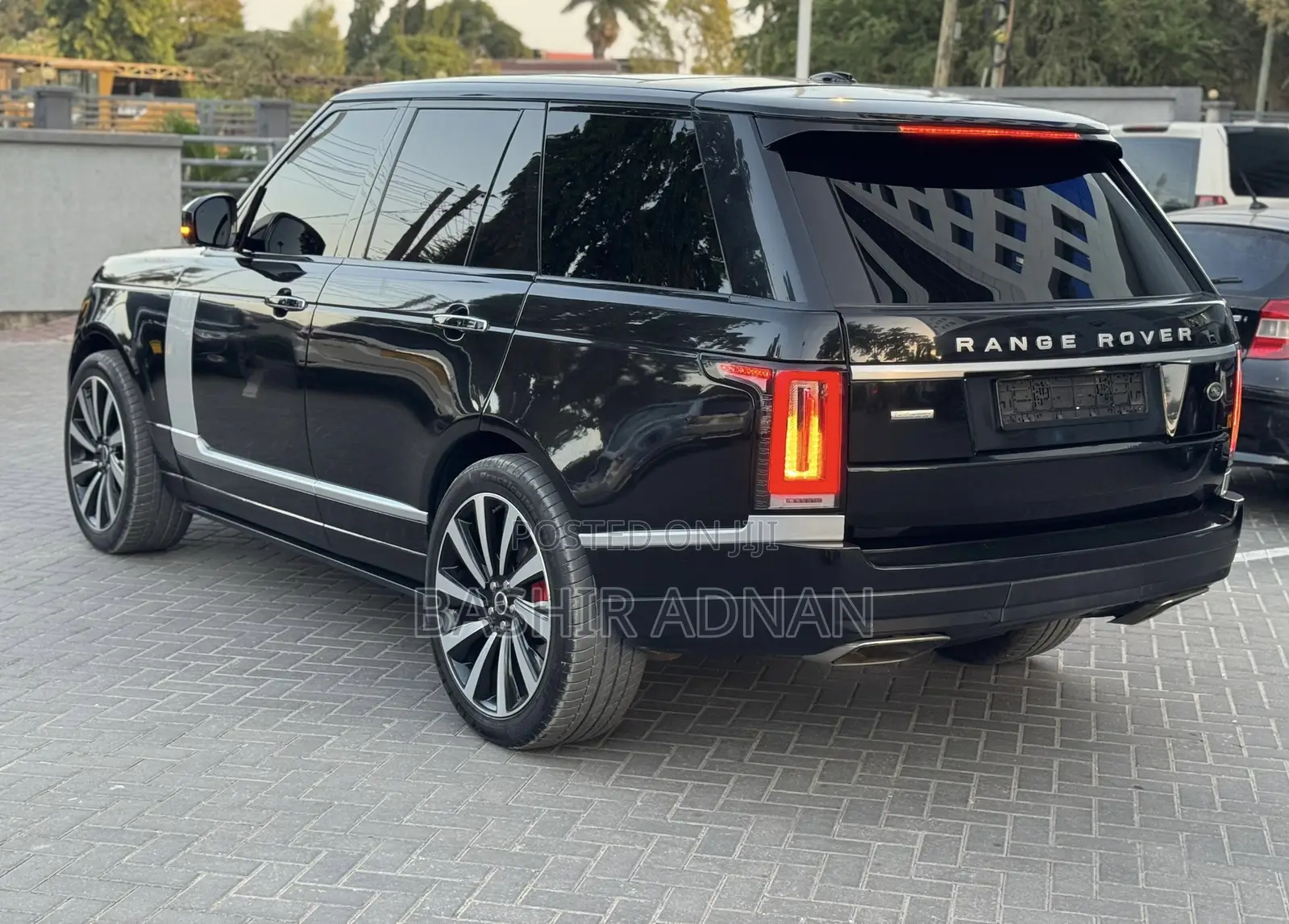 Land Rover Range Rover Vogue 2016 Black