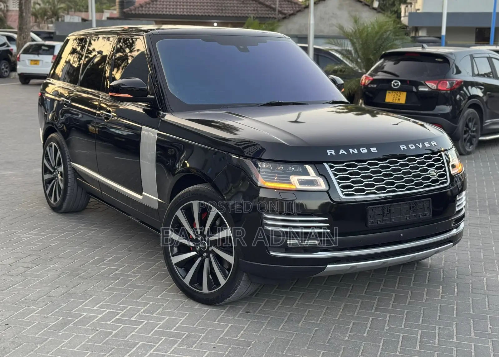 Land Rover Range Rover Vogue 2016 Black
