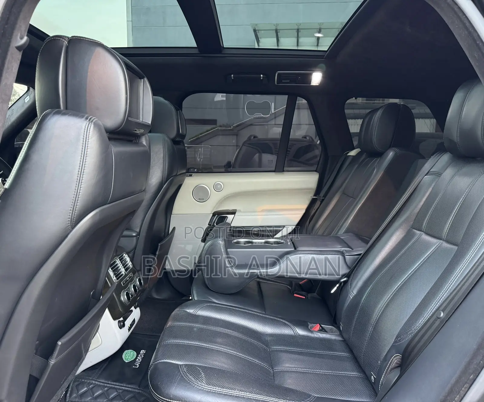 Land Rover Range Rover Vogue 2016 Black