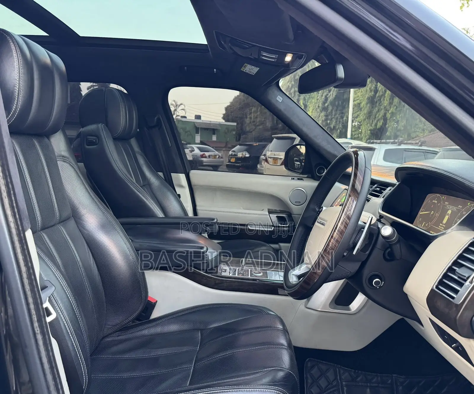 Land Rover Range Rover Vogue 2016 Black
