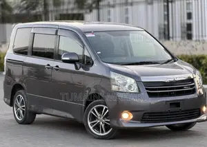 Toyota Noah 2009 Gray