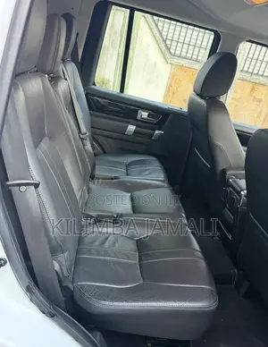 Land Rover Discovery 2013 White