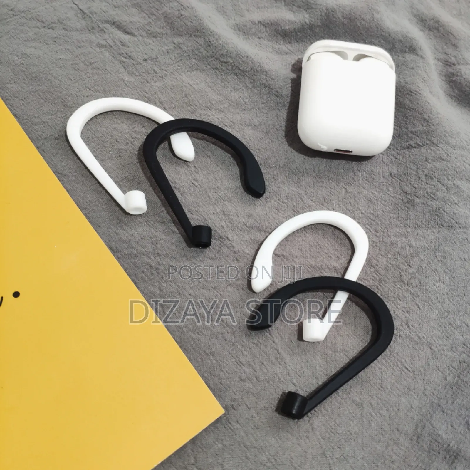 Earphone Holder