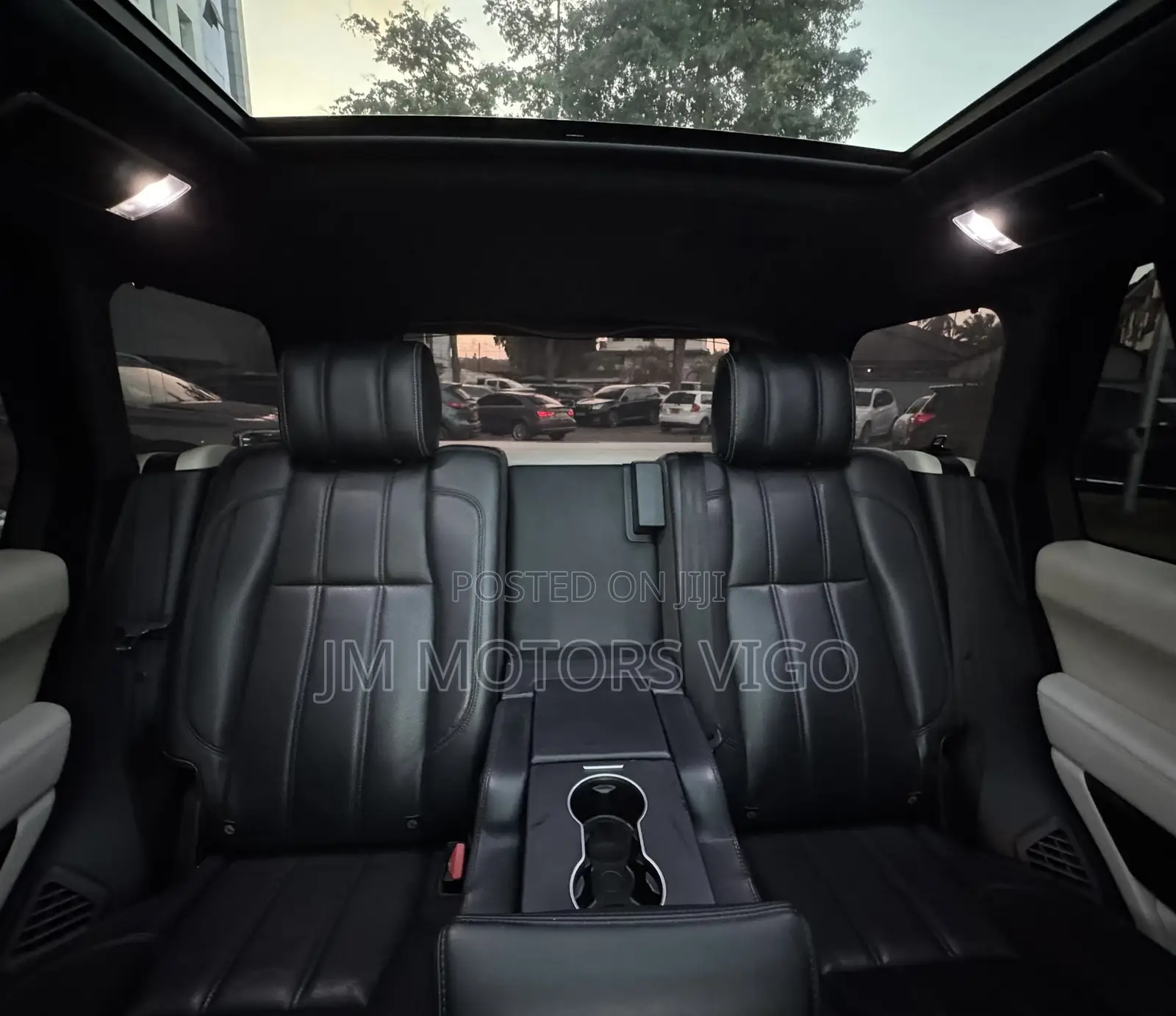 Land Rover Range Rover Vogue 2016 Black