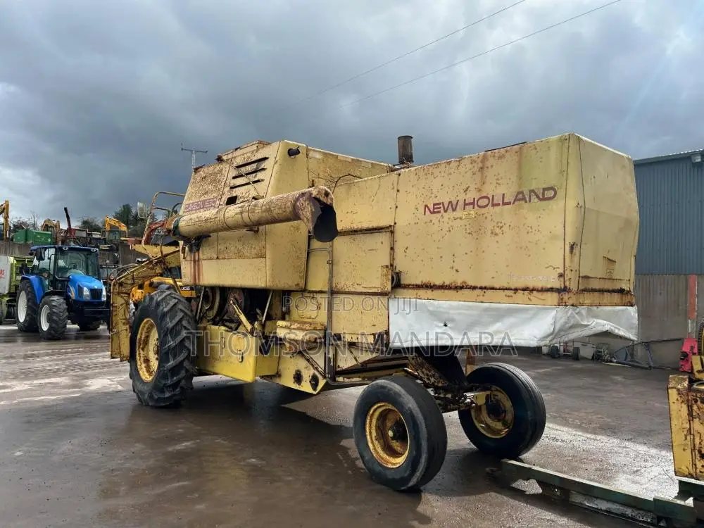 Ya Kuagiza Harvester New Holland Clayson 1530