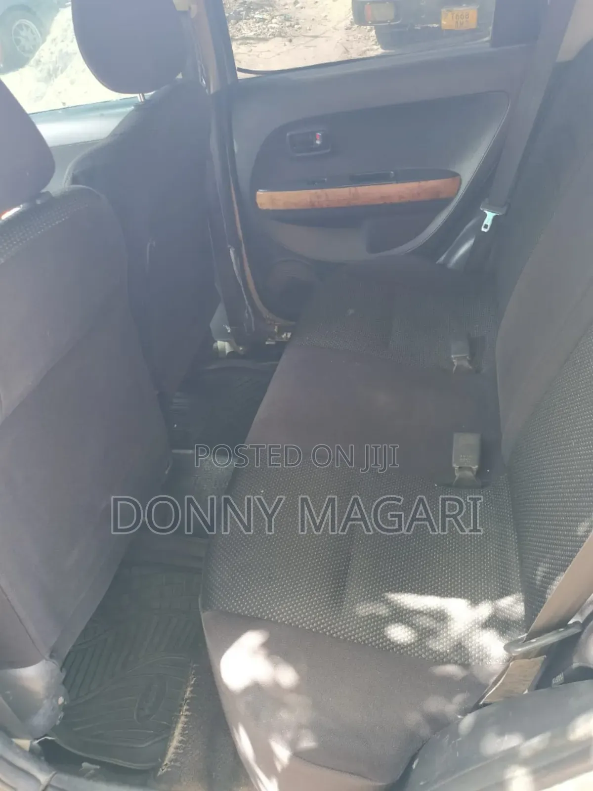 Toyota IST 2004 Silver