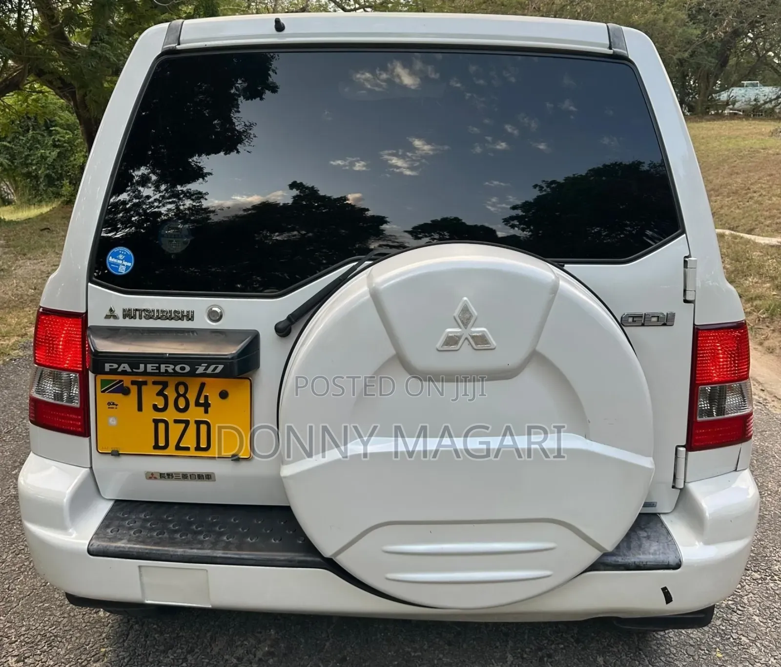 Mitsubishi Pajero 2003 White