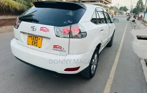 Toyota Harrier 2.4 2006 White