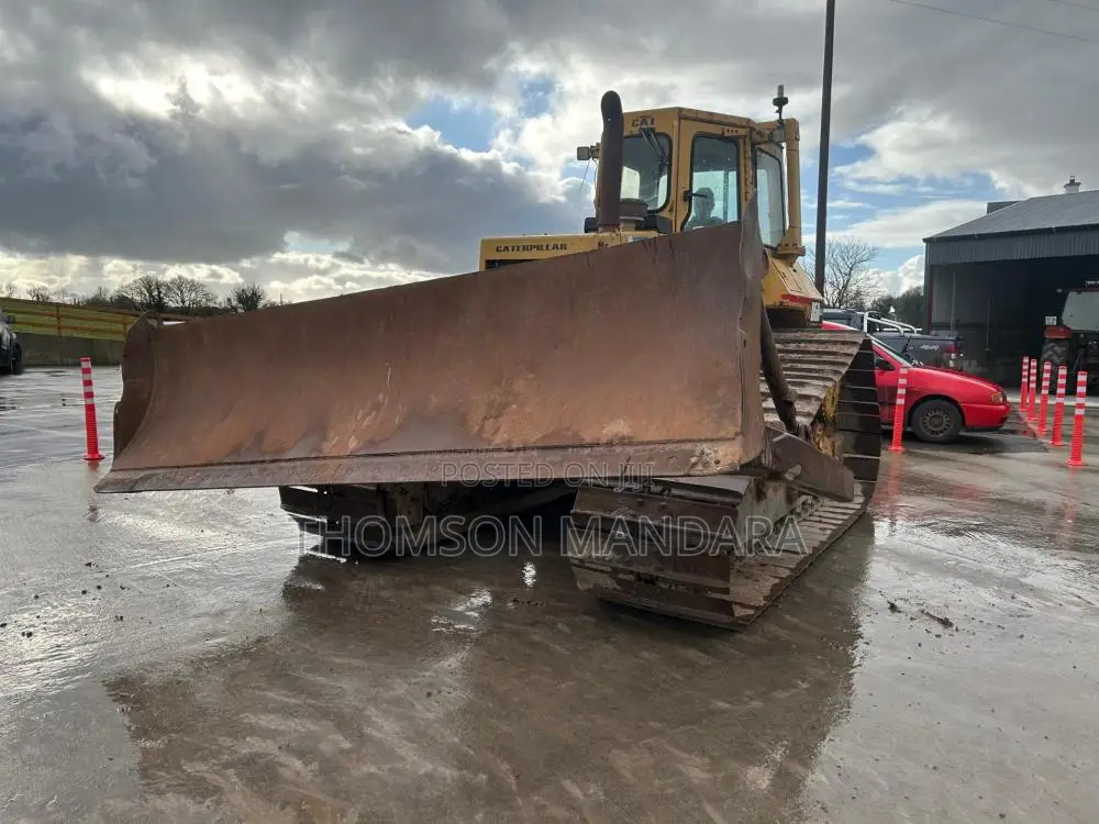 4import Bulldozer Catappiler D5h