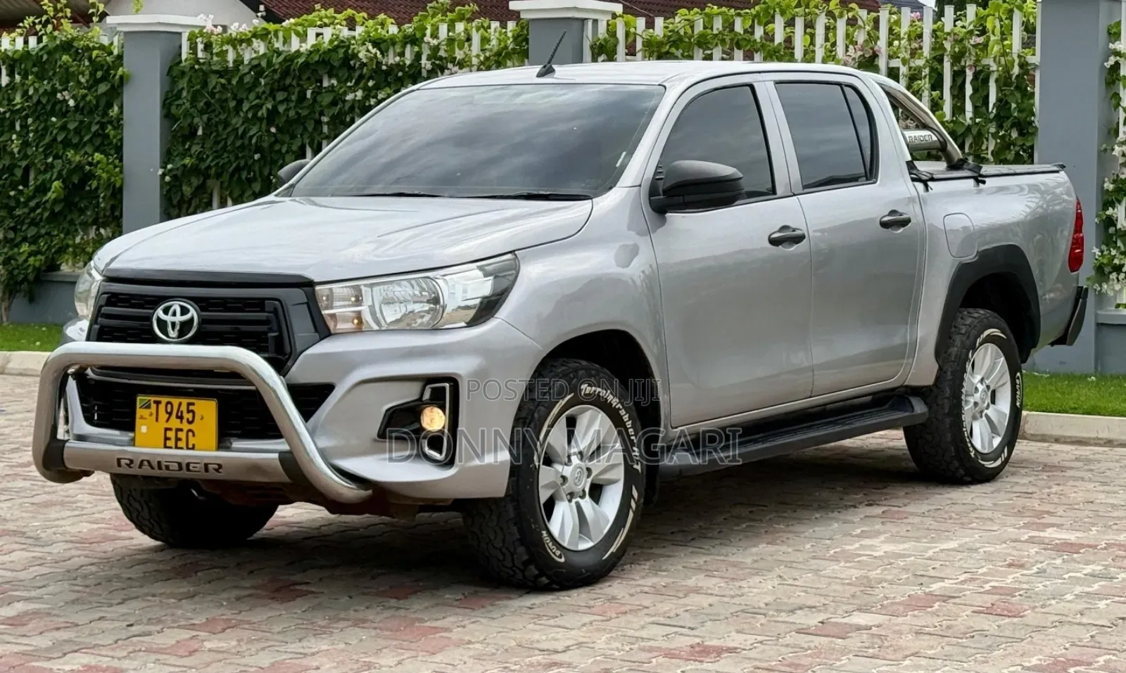 Toyota Hilux 2018 Gray