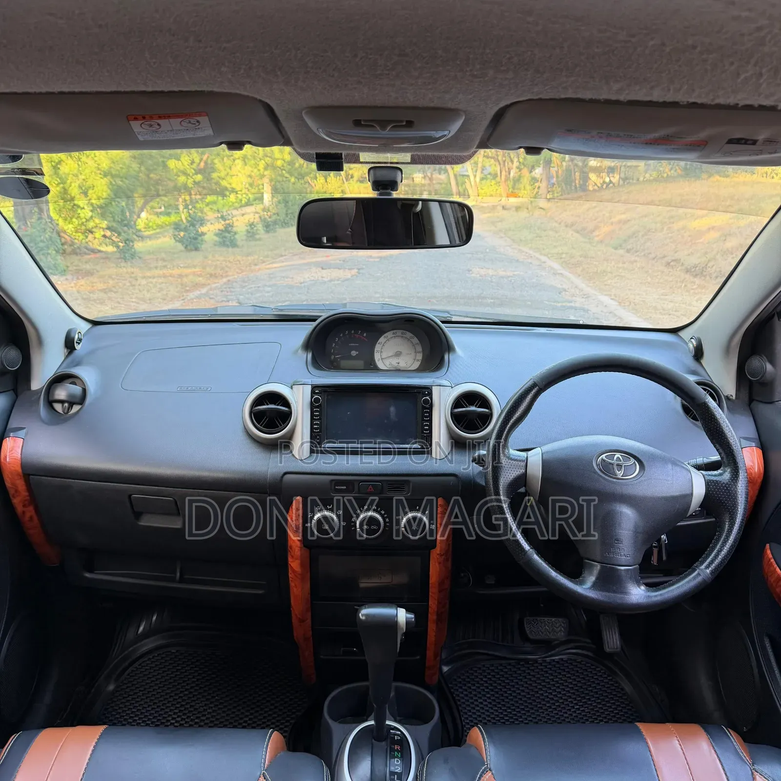 Toyota IST 2004 Silver