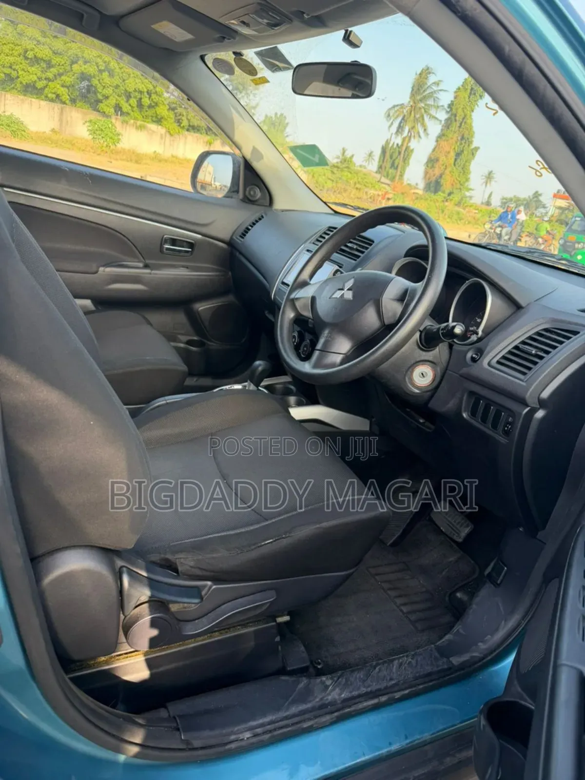 Mitsubishi RVR 2.0 2012