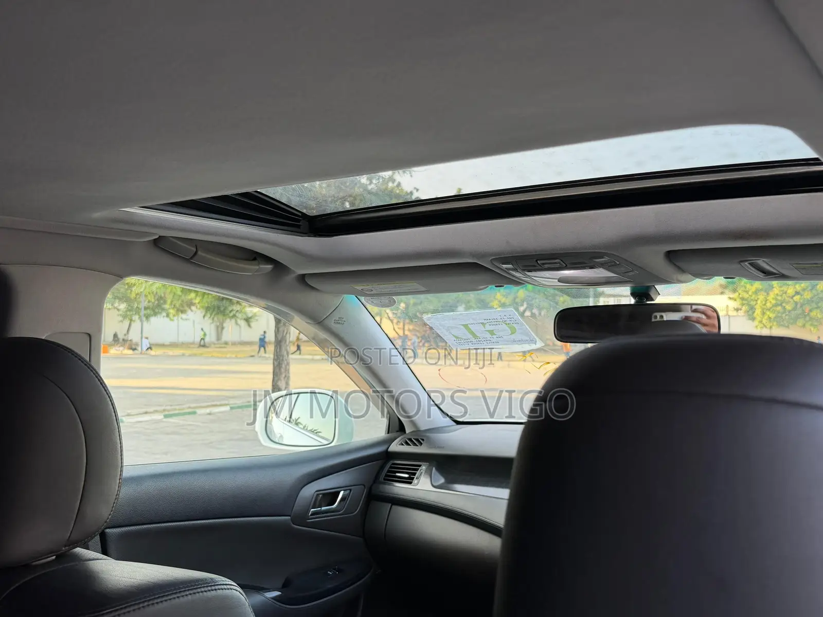 Toyota Crown 2009 White