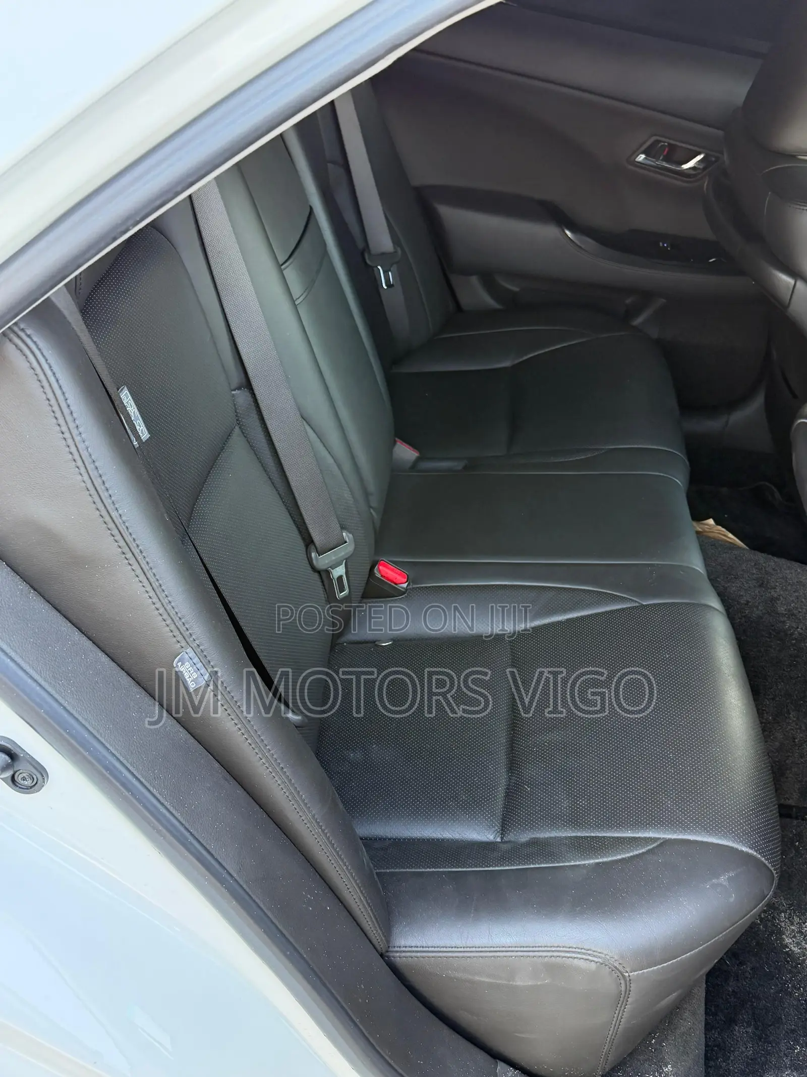 Toyota Crown 2009 White