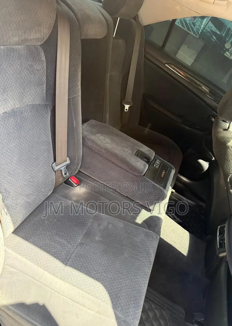 Toyota Crown 2006 Pearl