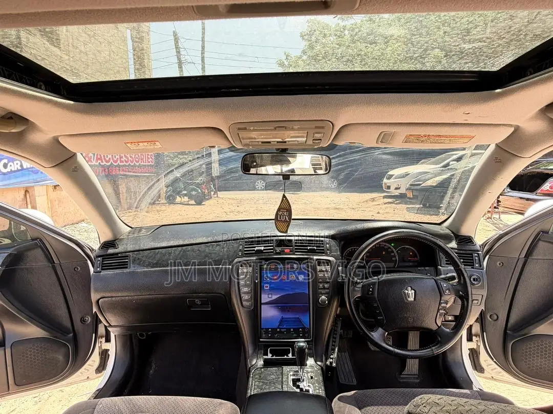 Toyota Crown 2006 Pearl