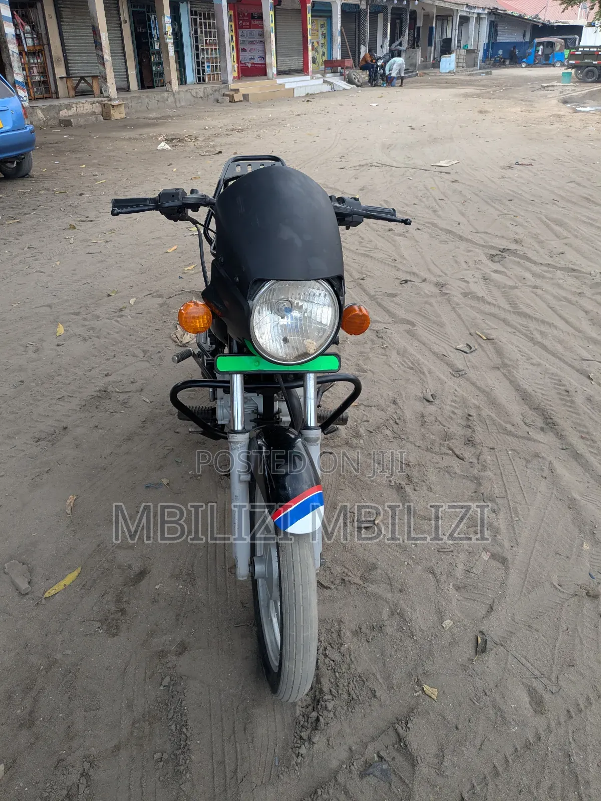 Bajaj Boxer 125 2024 Black