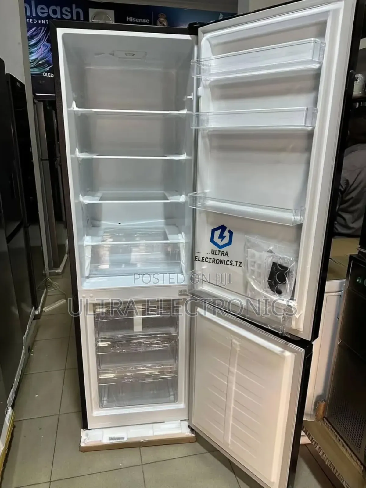 Hisense Combi Fridge 269l Bottom Freezer 
* Model:Rb1n265sebn